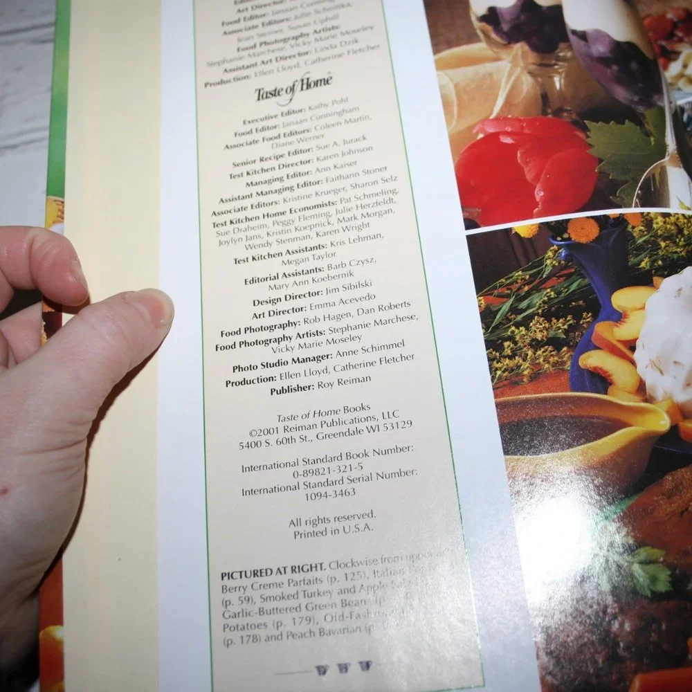 Taste of Home annual recipes cookbook 1994 hardcover (B.e.)